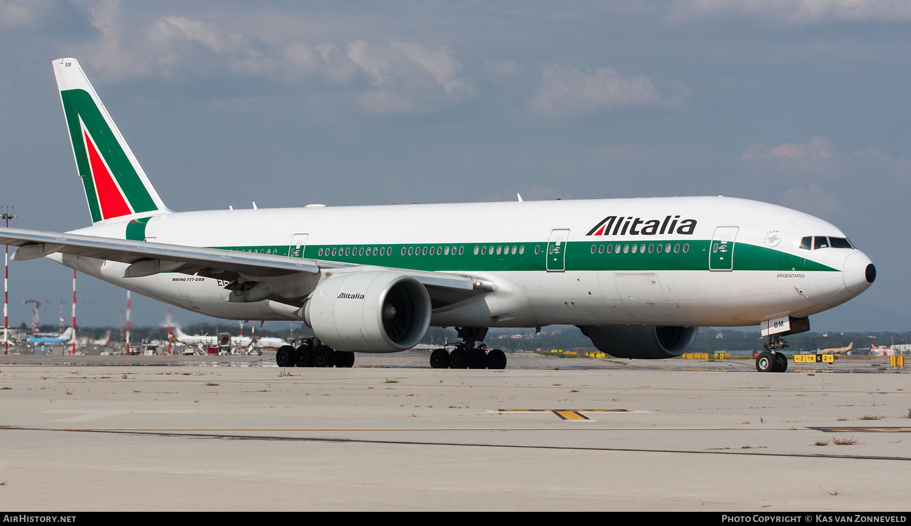 Aircraft Photo of EI-DBM | Boeing 777-243/ER | Alitalia | AirHistory.net #394095