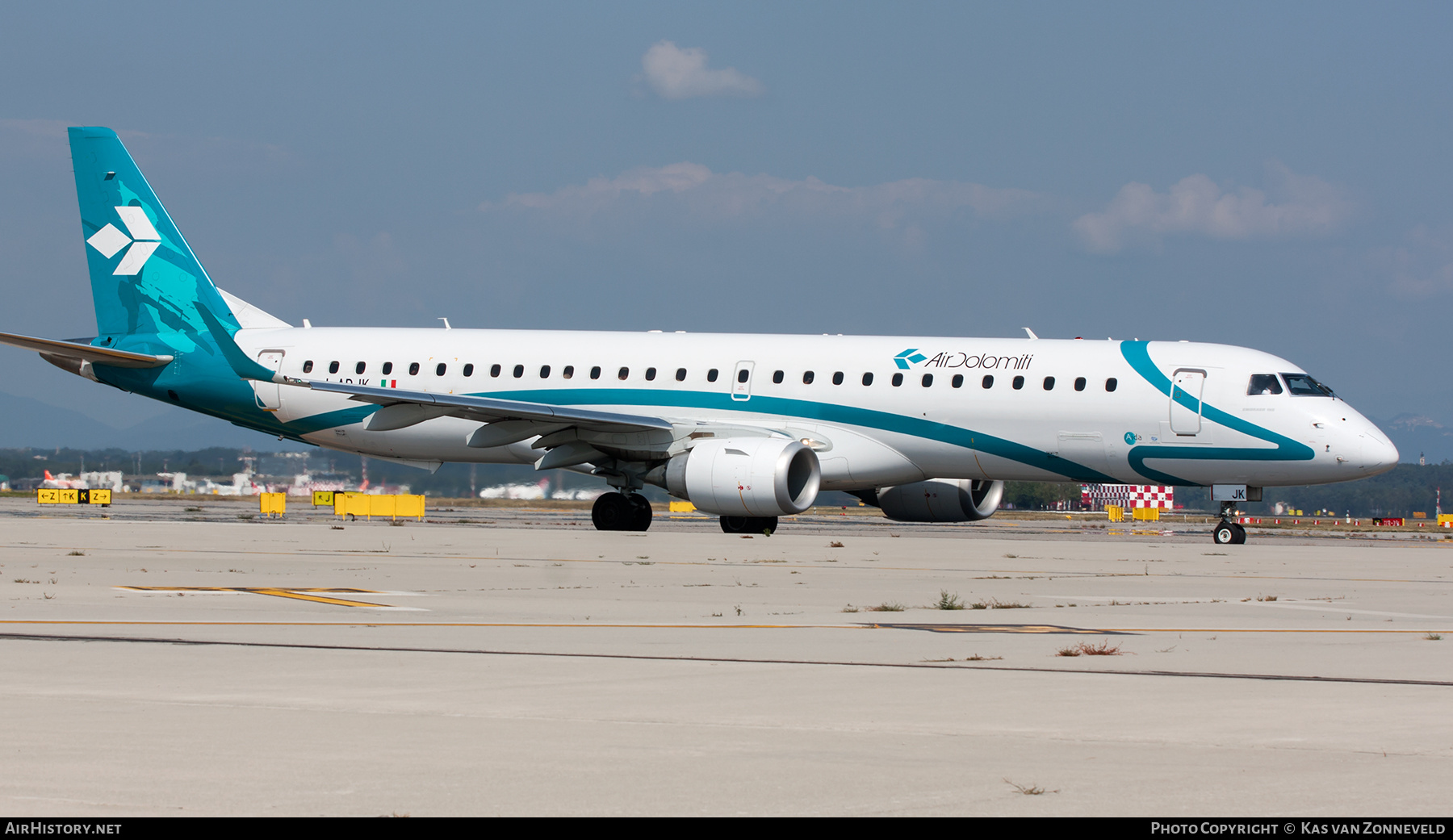 Aircraft Photo of I-ADJK | Embraer 195LR (ERJ-190-200LR) | Air Dolomiti | AirHistory.net #394100