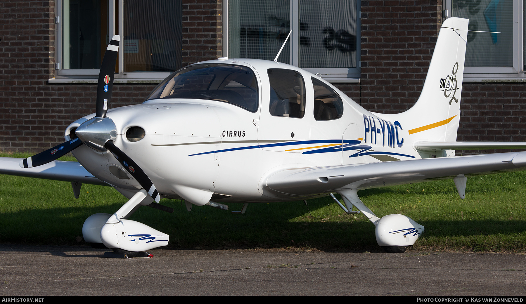 Aircraft Photo of PH-YMC | Cirrus SR-20 G2 | AirHistory.net #394128