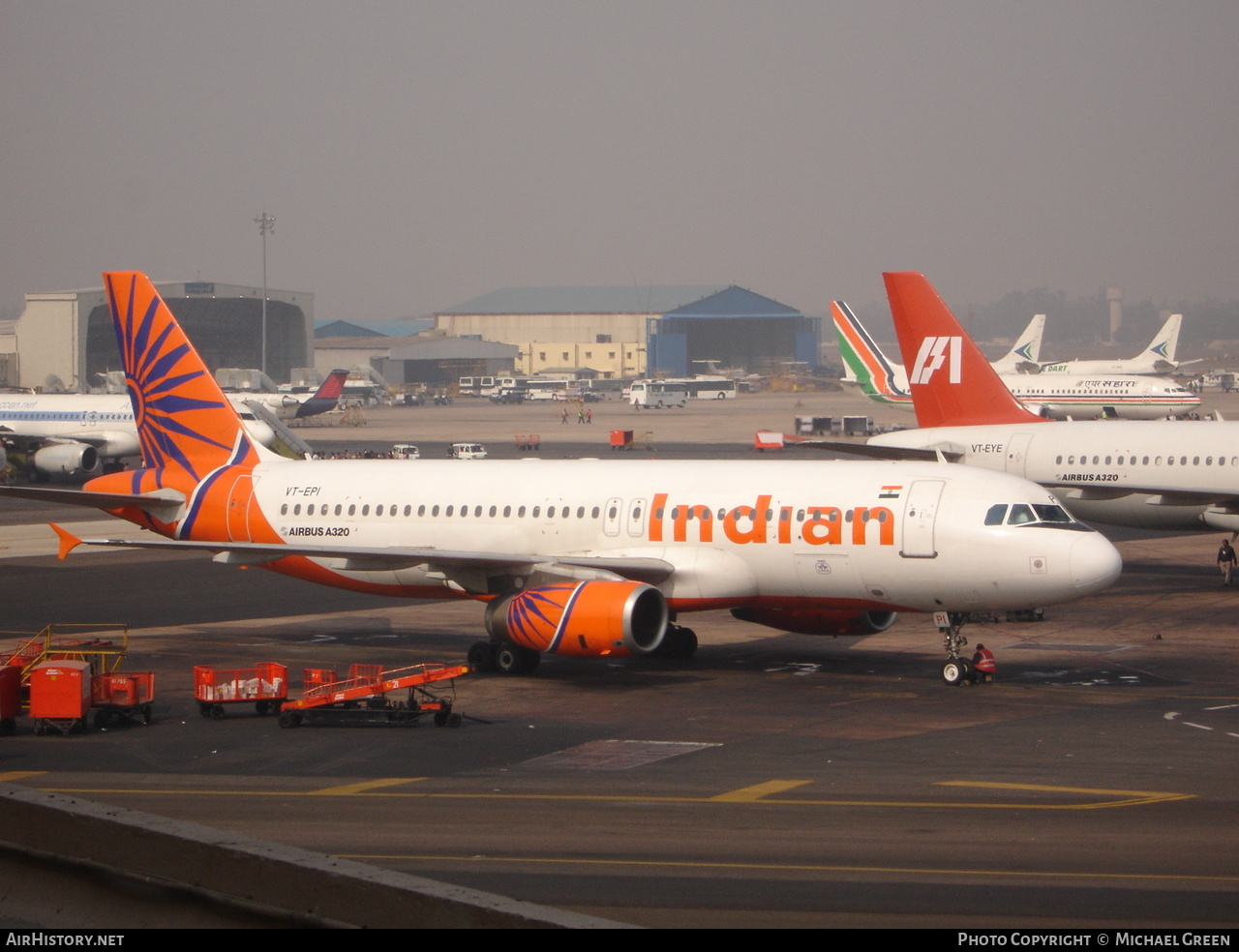 Aircraft Photo of VT-EPI | Airbus A320-231 | Indian Airlines | AirHistory.net #394201