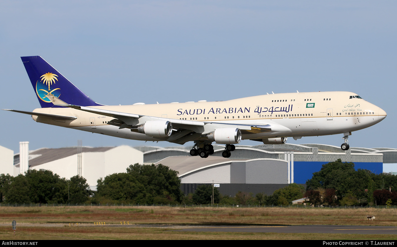 Aircraft Photo of HZ-HM1 | Boeing 747-468 | Saudi Arabian Royal Flight | AirHistory.net #394221
