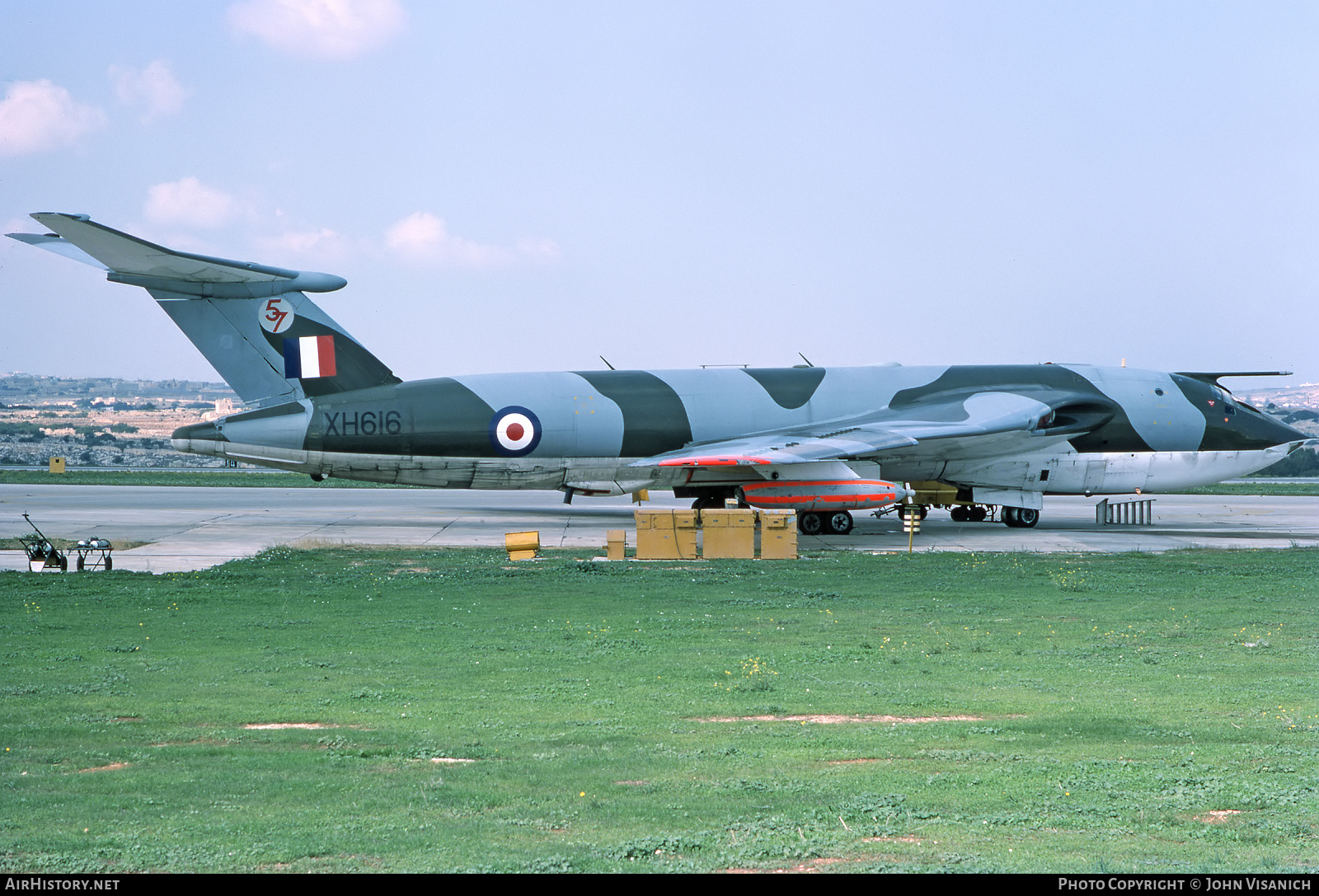 Aircraft Photo of XH616 | Handley Page HP-80 Victor K1A | UK - Air Force | AirHistory.net #394267