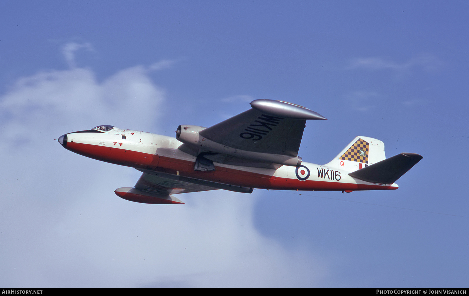 Aircraft Photo of WK116 | English Electric Canberra B2 | UK - Air Force | AirHistory.net #394276