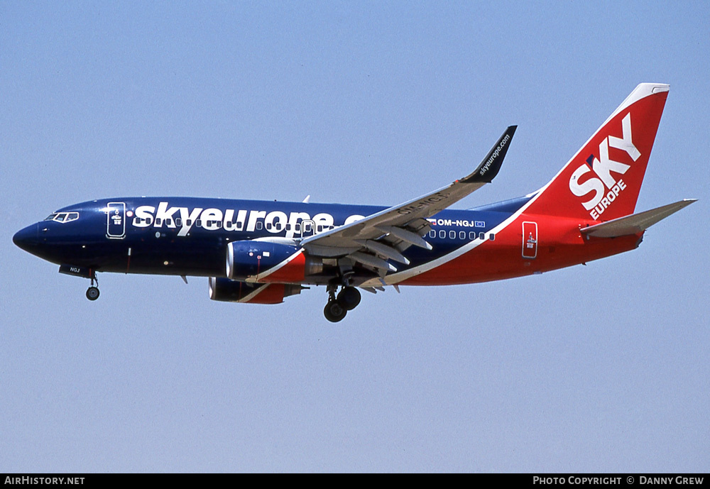 Aircraft Photo of OM-NGJ | Boeing 737-76N | SkyEurope Airlines | AirHistory.net #394353