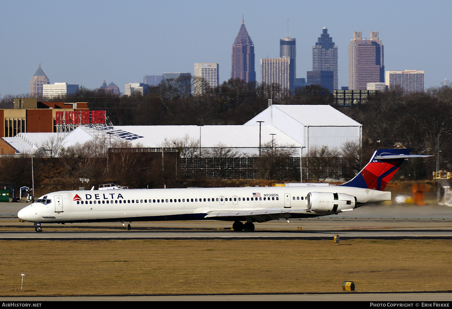 Aircraft Photo of N938DN | McDonnell Douglas MD-90-30 | Delta Air Lines | AirHistory.net #394368