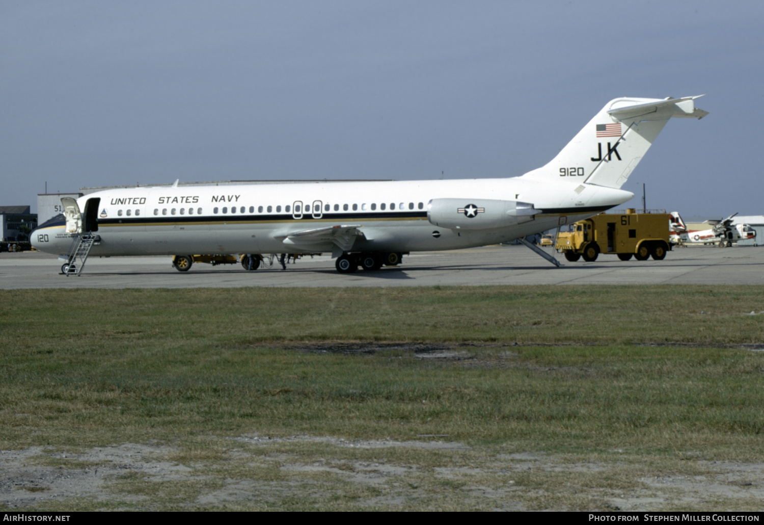Aircraft Photo of 159120 / 9120 | McDonnell Douglas C-9B Skytrain II | USA - Navy | AirHistory.net #394383