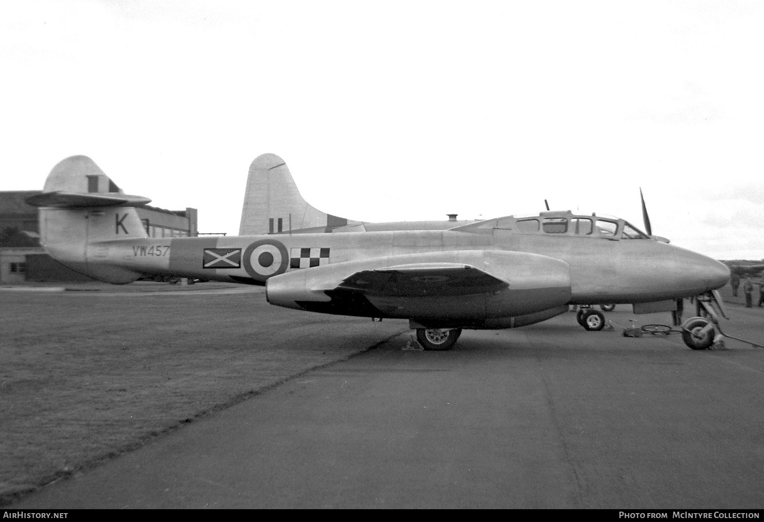 Aircraft Photo of VW457 | Gloster Meteor T7 | UK - Air Force | AirHistory.net #394396