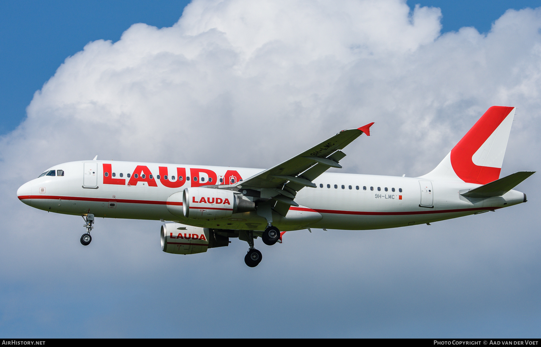 Aircraft Photo of 9H-LMC | Airbus A320-214 | Lauda | AirHistory.net #394599