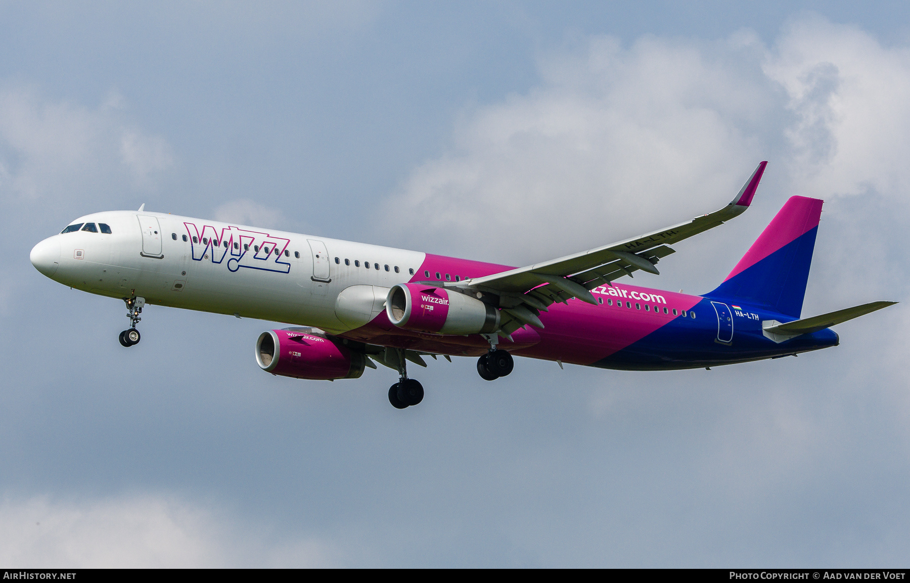Aircraft Photo of HA-LTH | Airbus A321-231 | Wizz Air | AirHistory.net #394609