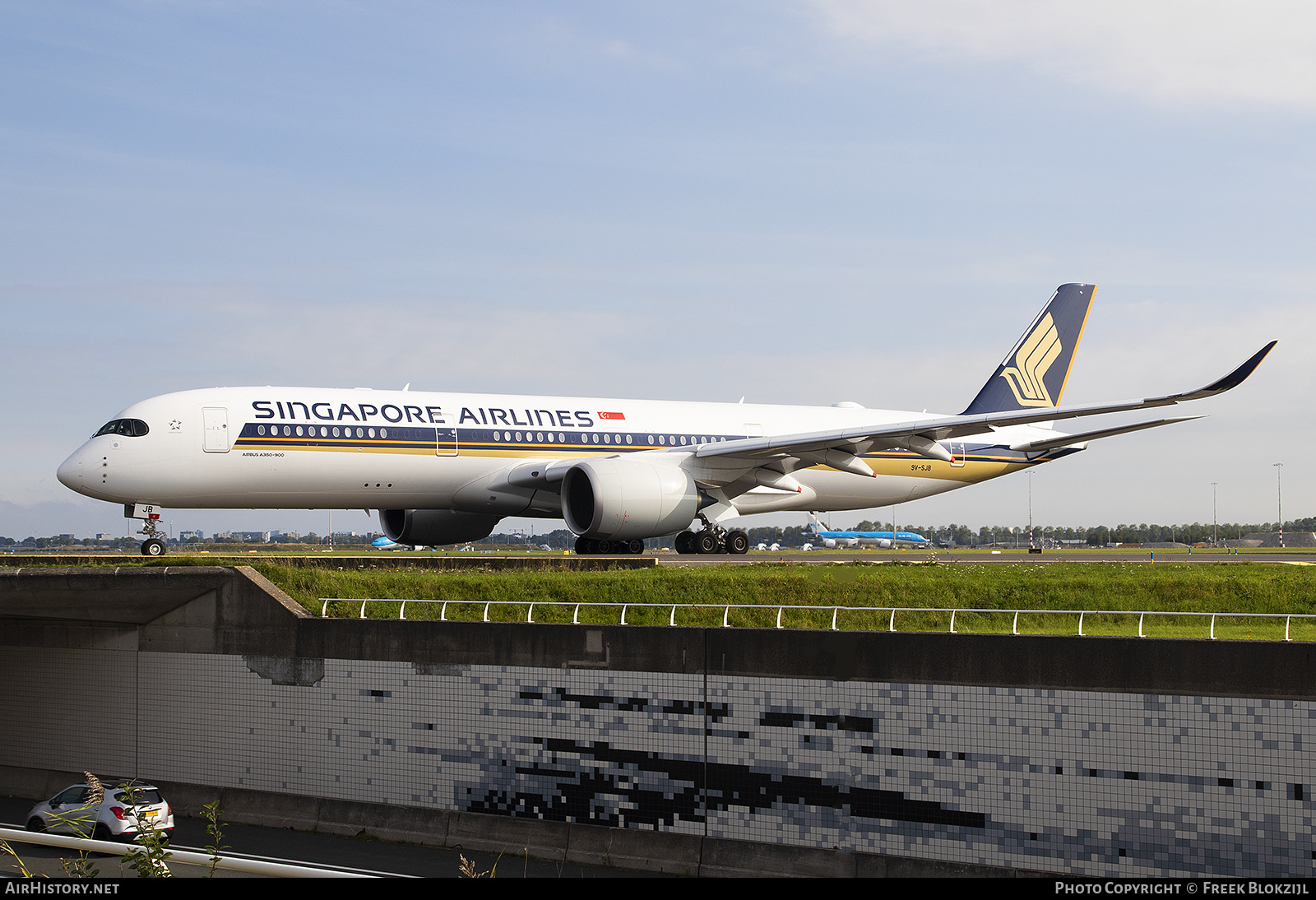 Aircraft Photo of 9V-SJA | Airbus A350-941 | Singapore Airlines | AirHistory.net #394664
