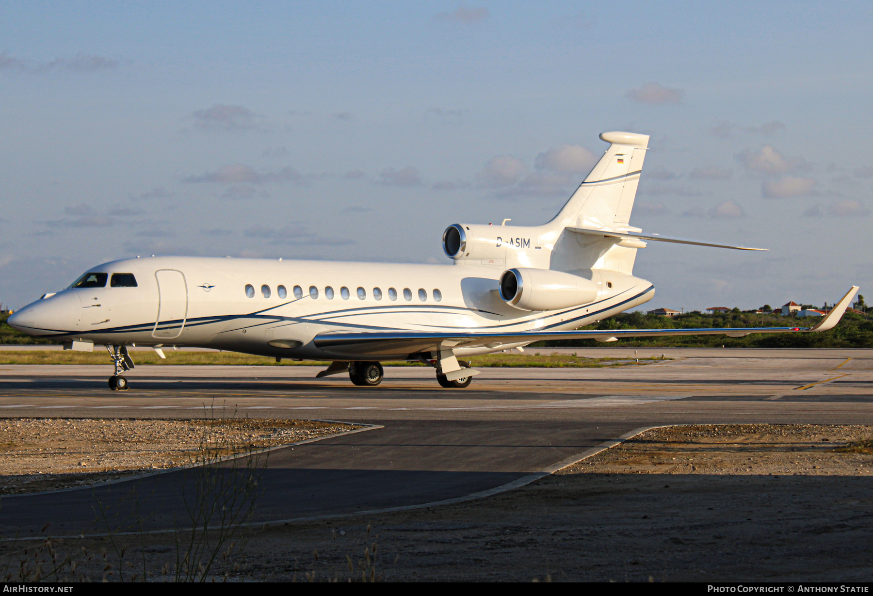 Aircraft Photo of D-ASIM | Dassault Falcon 7X | Air Hamburg | AirHistory.net #394721