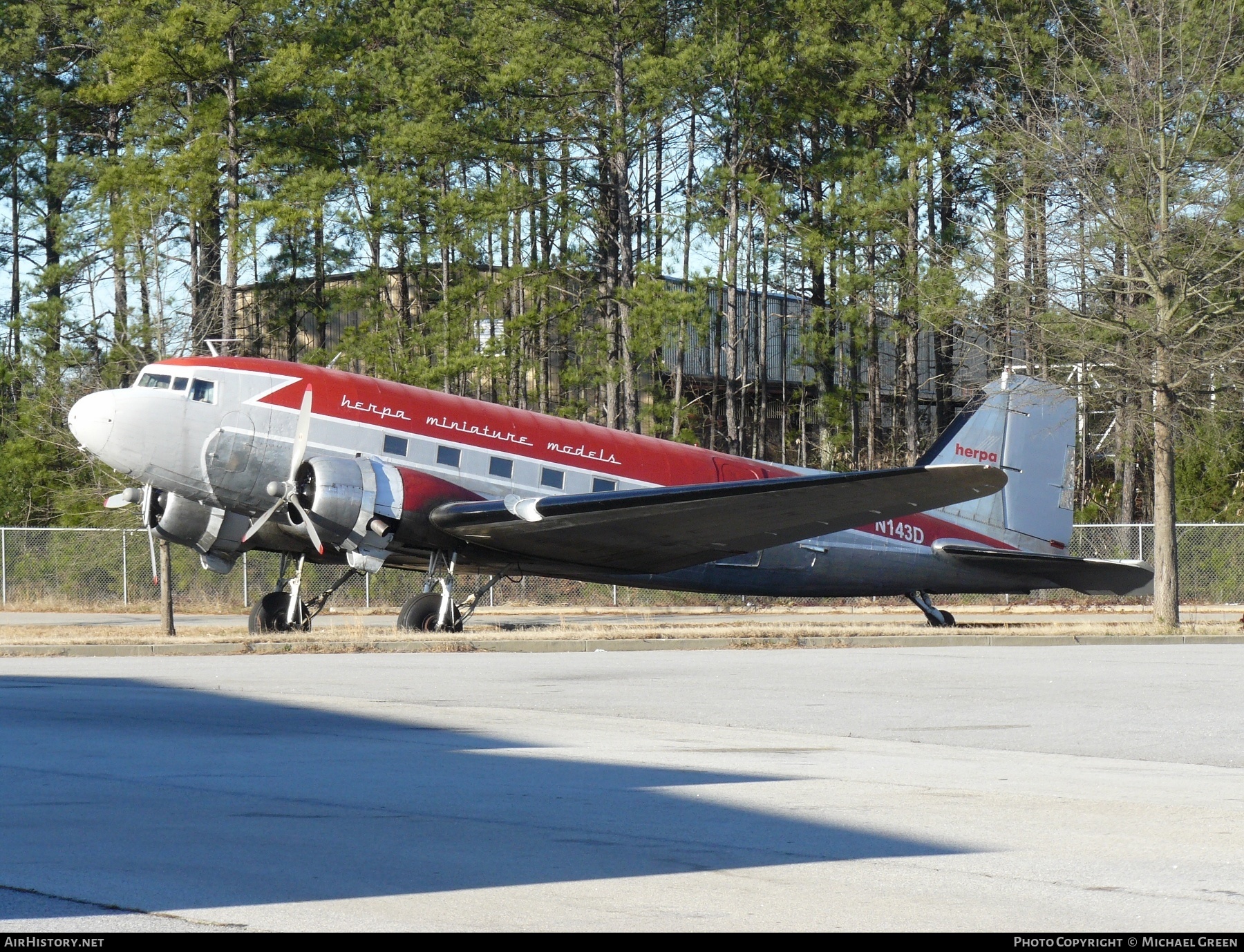 Aircraft Photo of N143D | Douglas DC-3A | AirHistory.net #394857