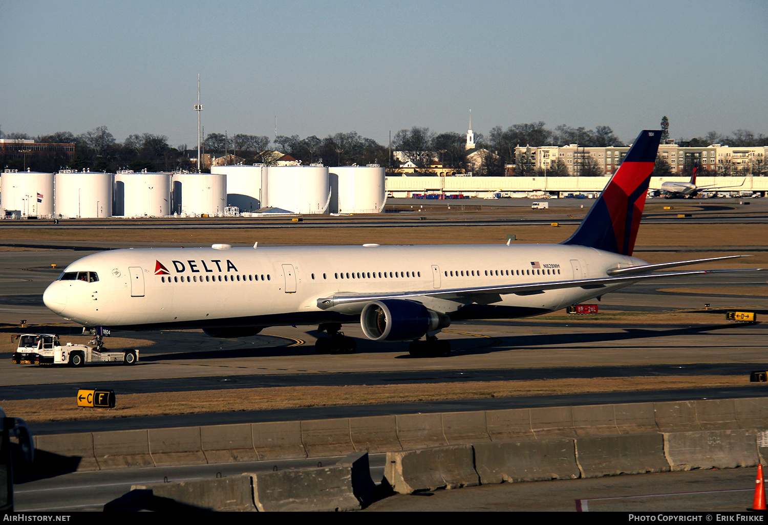 Aircraft Photo of N828MH | Boeing 767-432/ER | Delta Air Lines | AirHistory.net #394883