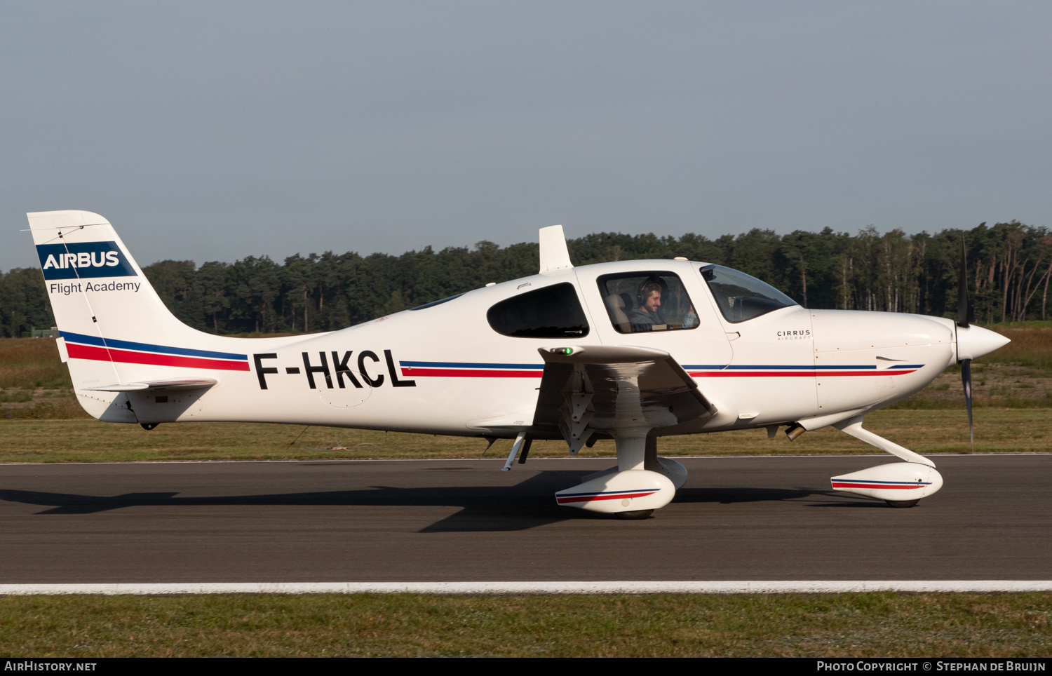 Aircraft Photo of F-HKCL | Cirrus SR-22 G3 | Airbus Flight Academy | AirHistory.net #395065