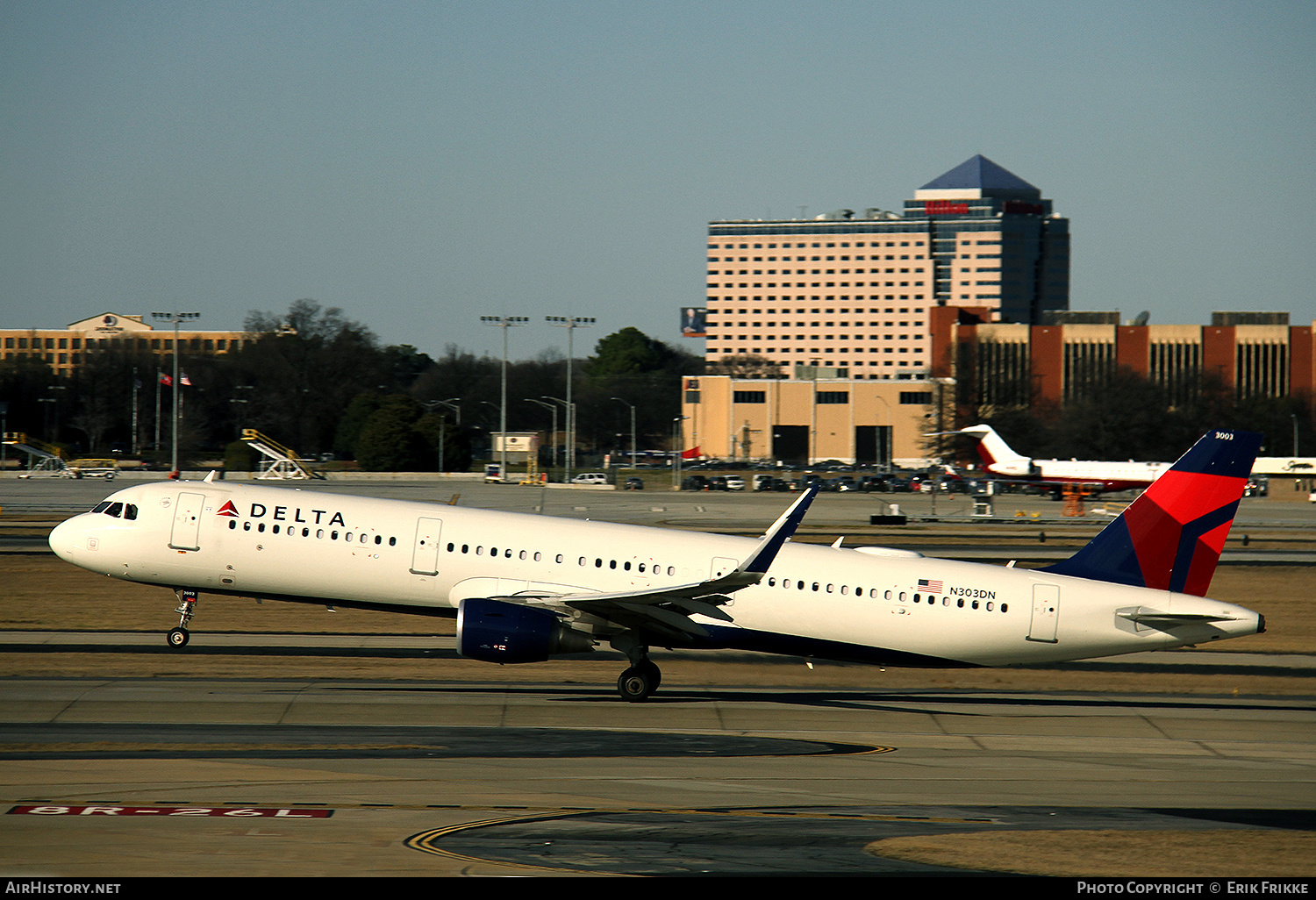 Aircraft Photo of N303DN | Airbus A321-211 | Delta Air Lines | AirHistory.net #395185