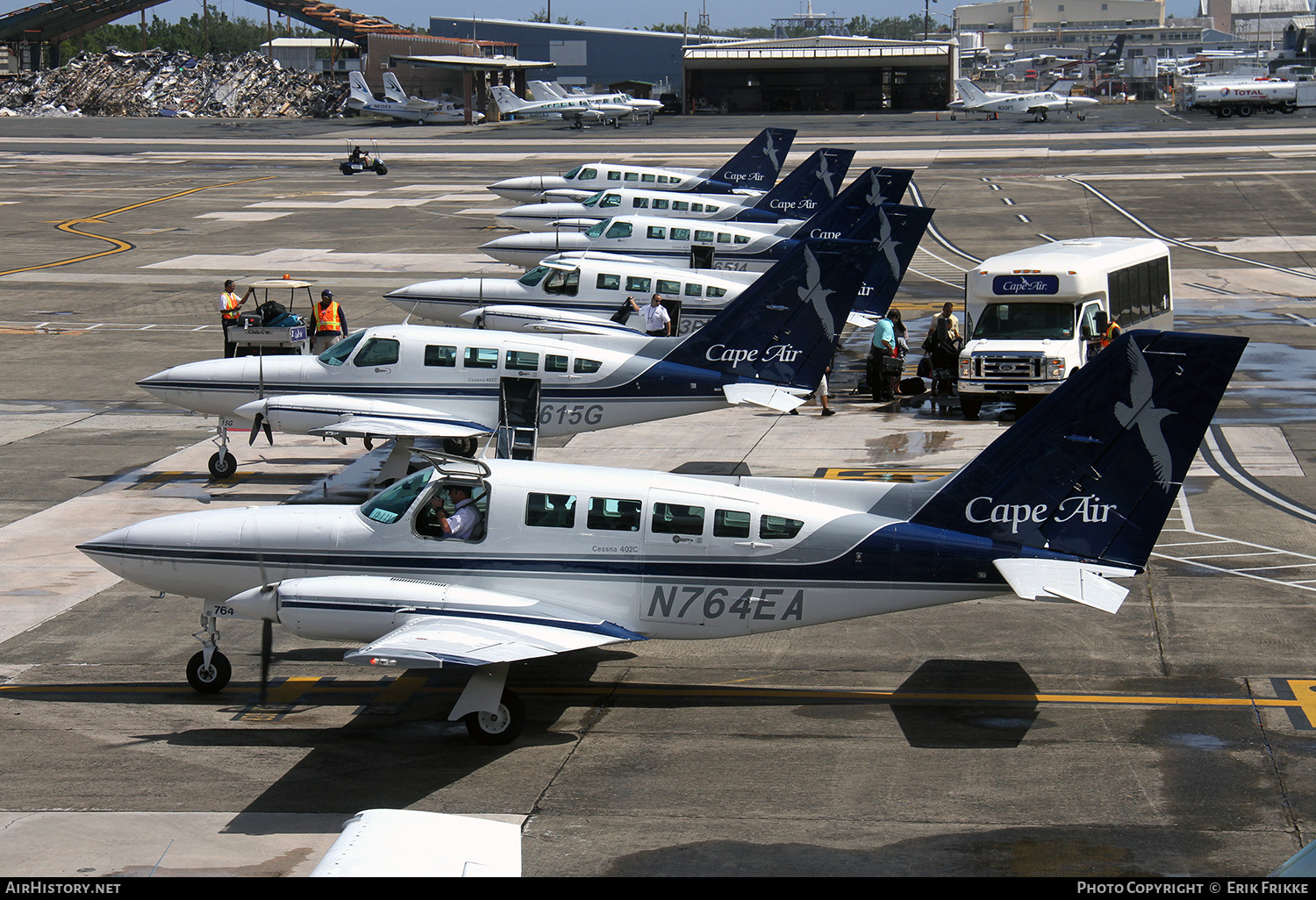 Aircraft Photo of N764EA | Cessna 402C Utililiner | Cape Air | AirHistory.net #395194