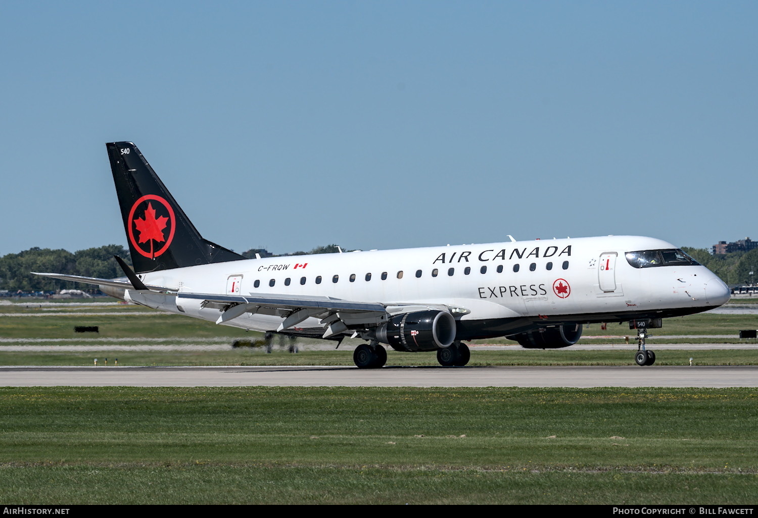 Aircraft Photo of C-FRQW | Embraer 175SU (ERJ-170-200SU) | Air Canada Express | AirHistory.net #395223