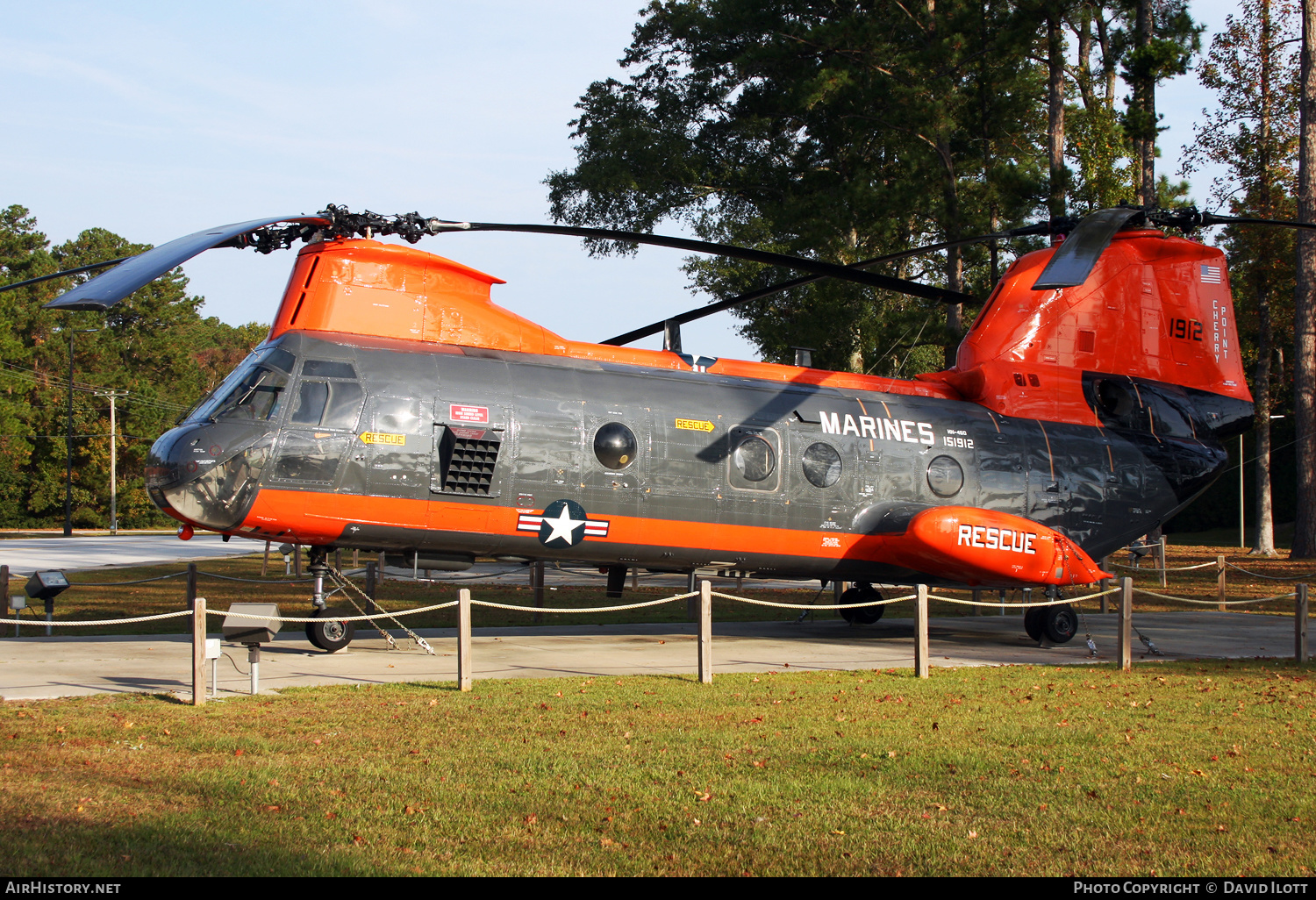 Aircraft Photo of 151912 / 1912 | Boeing Vertol HH-46D Sea Knight | USA - Marines | AirHistory.net #395274