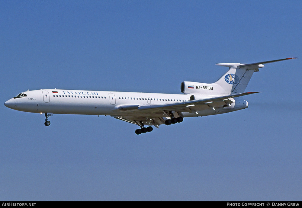 Aircraft Photo of RA-85109 | Tupolev Tu-154M | Tatarstan Airlines | AirHistory.net #395285