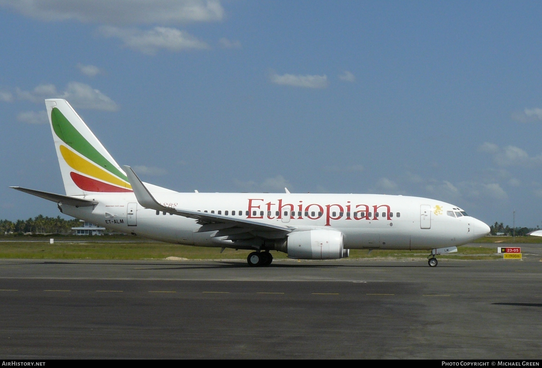 Aircraft Photo of ET-ALM | Boeing 737-760 | Ethiopian Airlines | AirHistory.net #395323