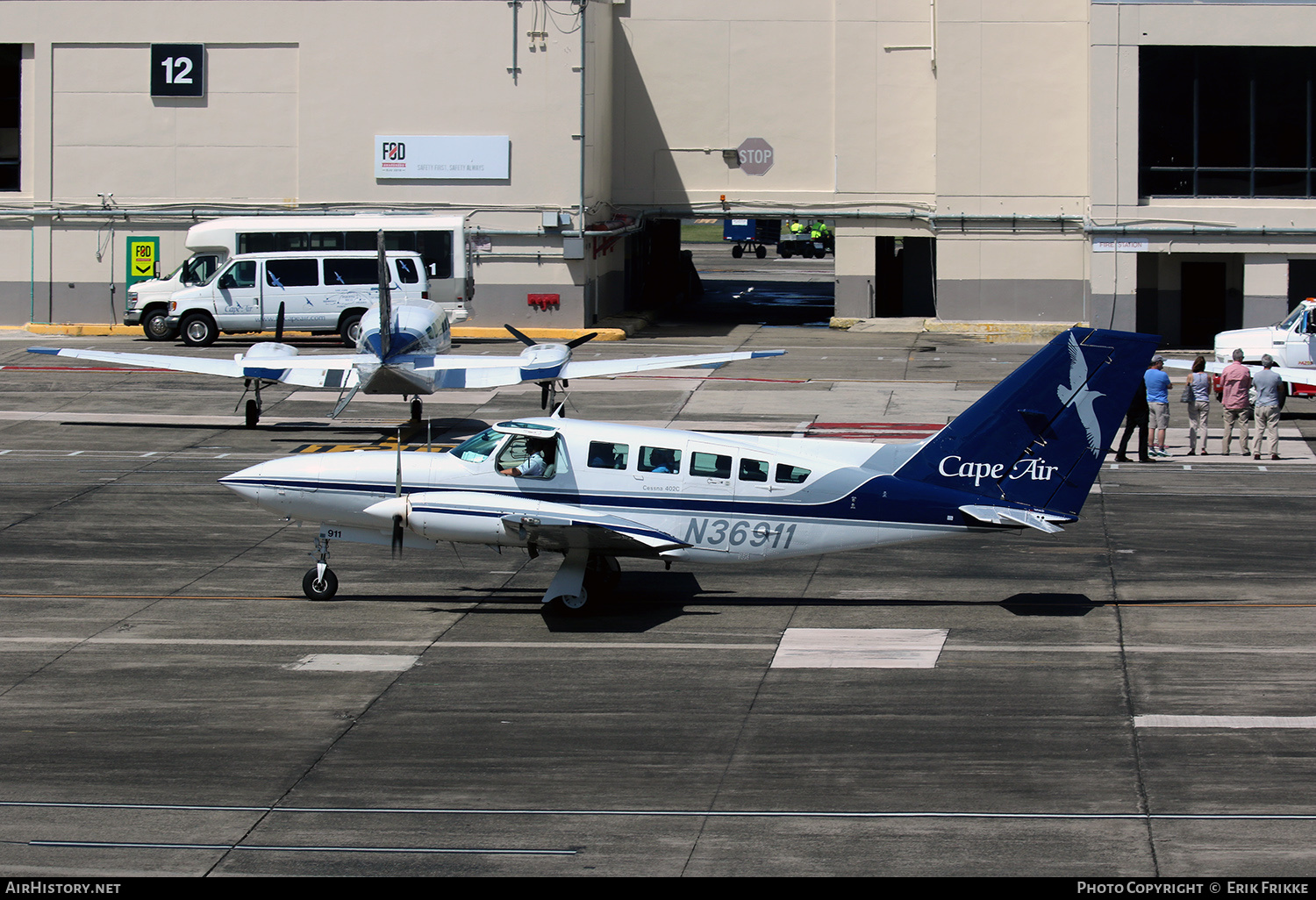 Aircraft Photo of N36911 | Cessna 402C Utililiner | Cape Air | AirHistory.net #395324