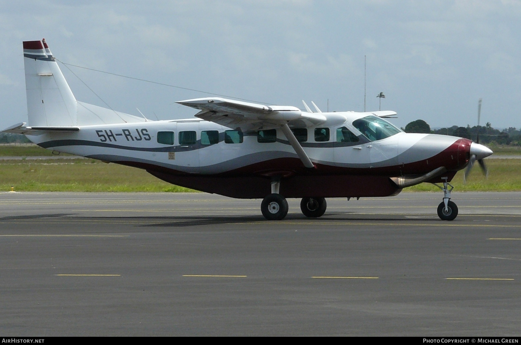 Aircraft Photo of 5H-RJS | Cessna 208B Grand Caravan | AirHistory.net #395376