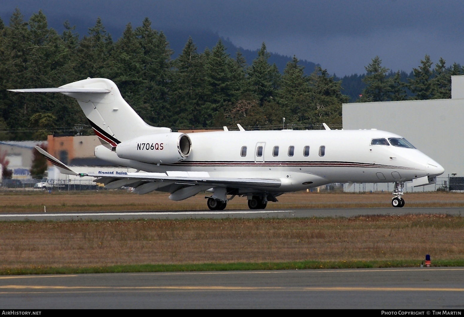 Aircraft Photo of N706QS | Bombardier Challenger 350 (BD-100-1A10) | AirHistory.net #395416