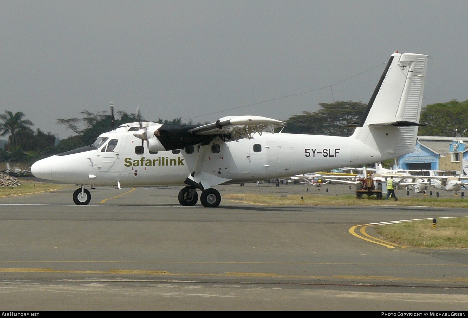 Aircraft Photo of 5Y-SLF | De Havilland Canada DHC-6-300 Twin Otter | Safarilink | AirHistory.net #395492