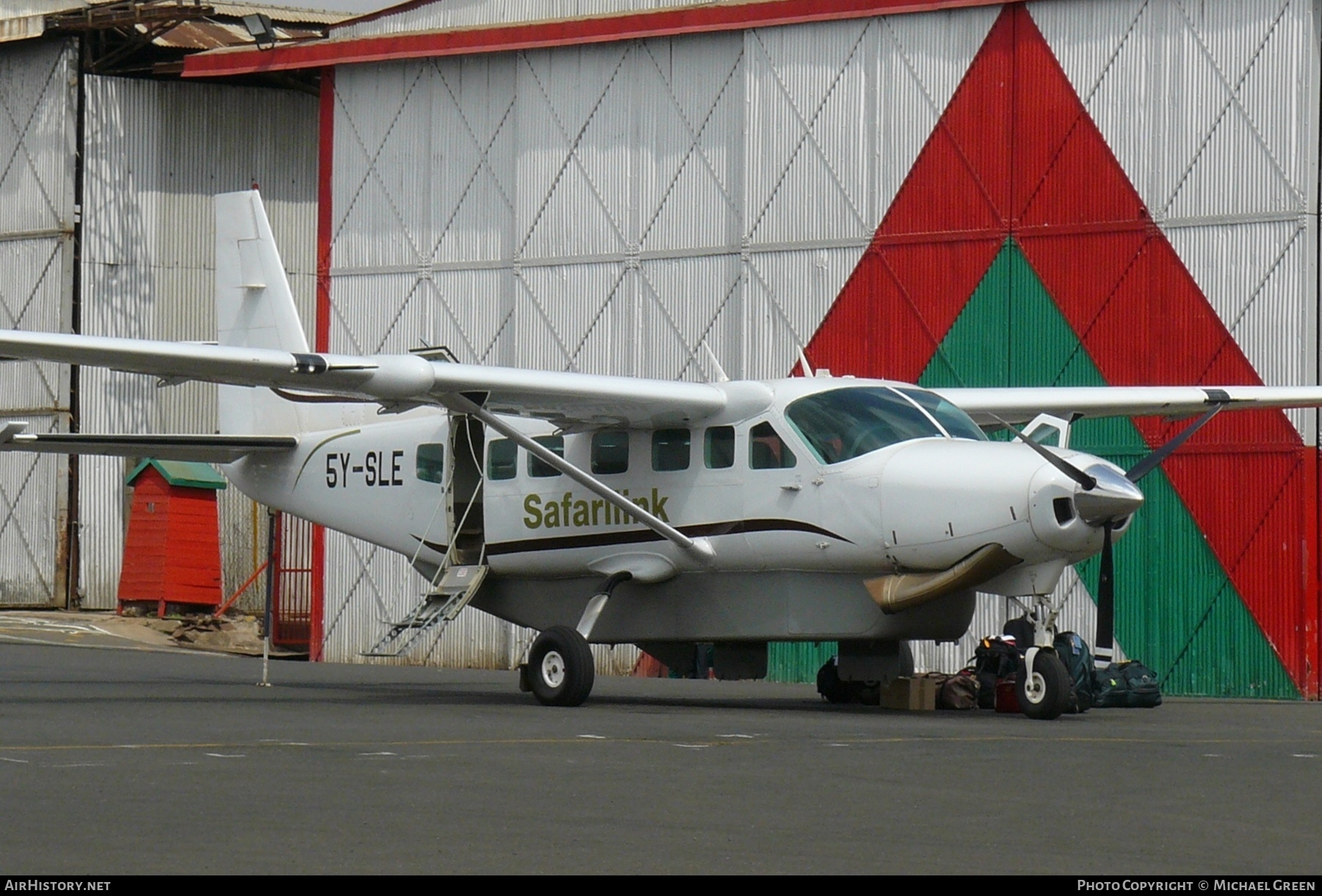 Aircraft Photo of 5Y-SLE | Cessna 208B Grand Caravan | Safarilink | AirHistory.net #395502