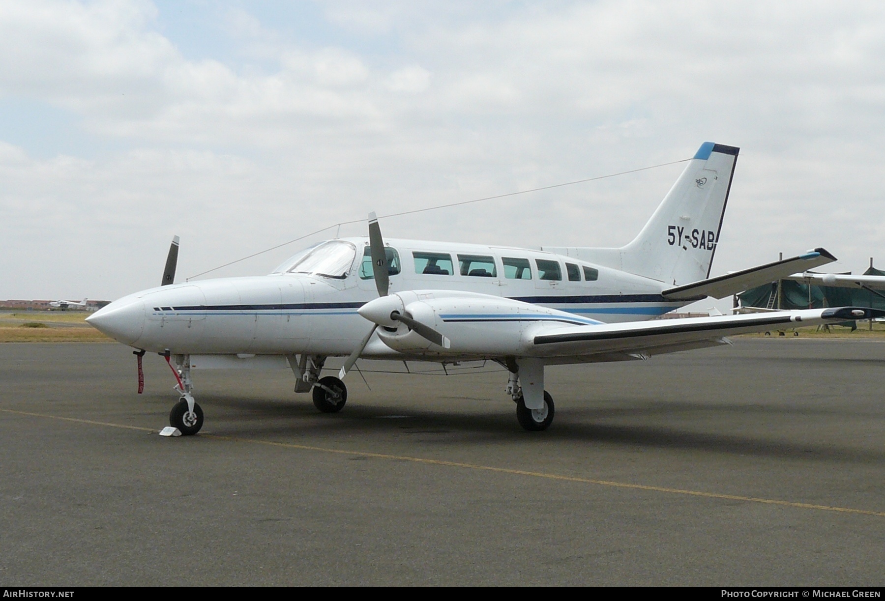 Aircraft Photo of 5Y-SAB | Cessna 404 Titan | AirHistory.net #395515