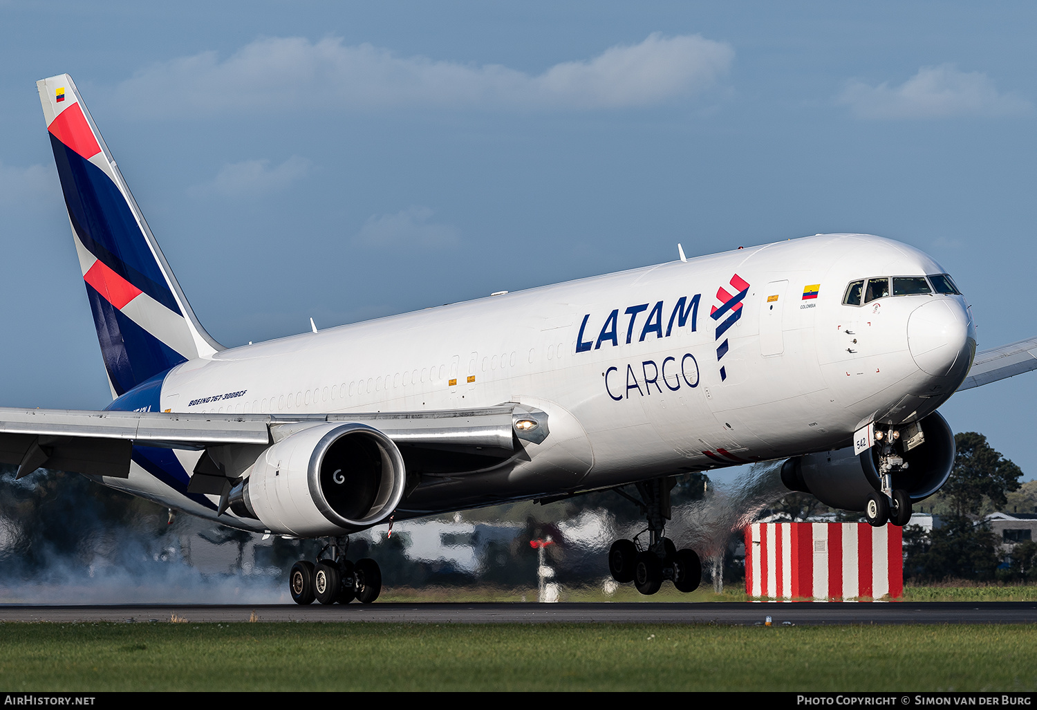 Aircraft Photo of N542LA | Boeing 767-316/ER(BCF) | LATAM Cargo | AirHistory.net #395523