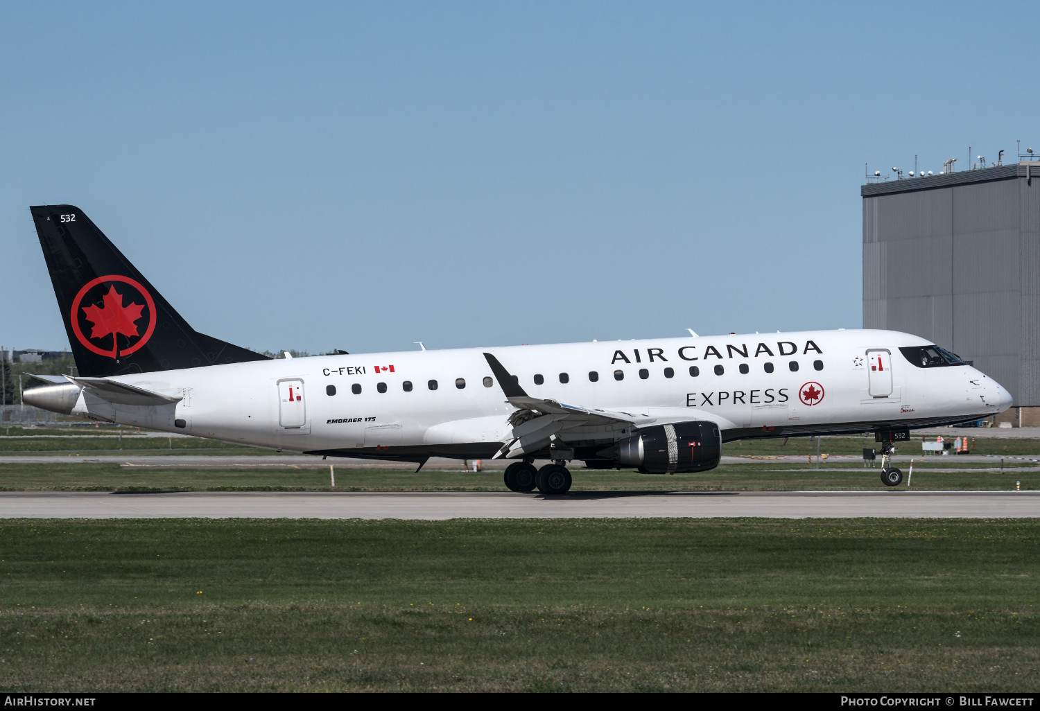 Aircraft Photo of C-FEKI | Embraer 175SU (ERJ-170-200SU) | Air Canada Express | AirHistory.net #395558