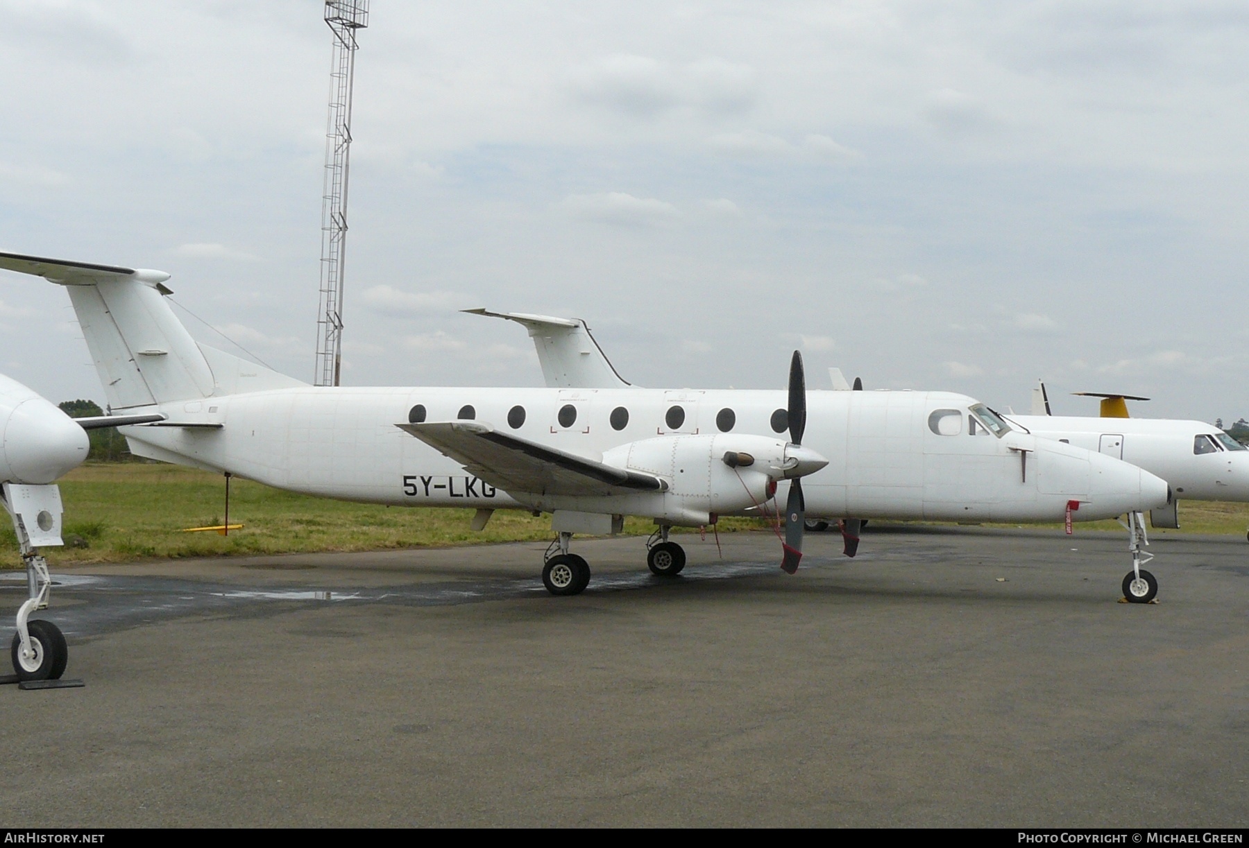 Aircraft Photo of 5Y-LKG | Beech 1900C | AirHistory.net #395645