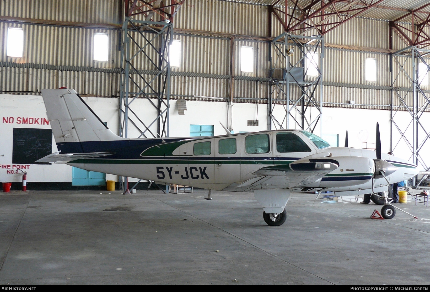 Aircraft Photo of 5Y-JCK | Beech 58 Baron | AirHistory.net #395732