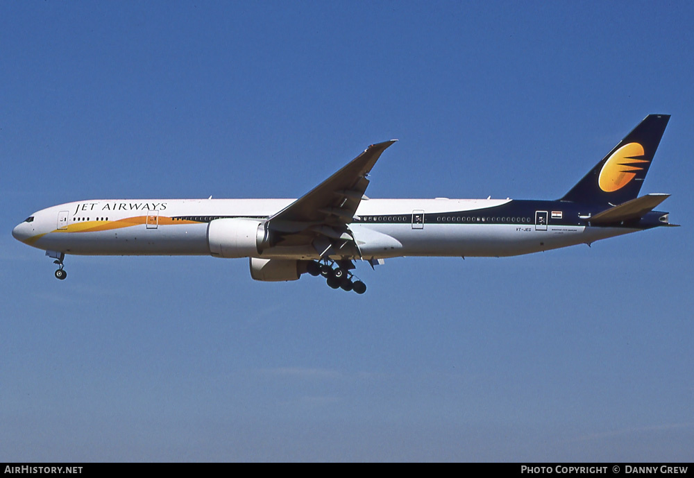 Aircraft Photo of VT-JEG | Boeing 777-35R/ER | Jet Airways | AirHistory.net #395788