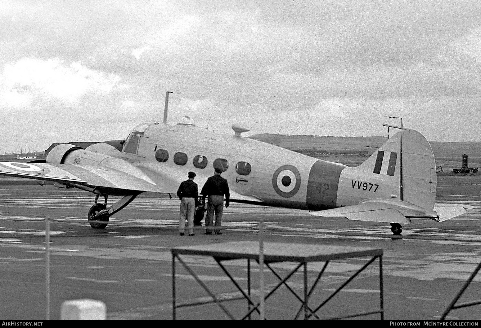 Aircraft Photo of VV977 | Avro 652A Anson T21 | UK - Air Force | AirHistory.net #395813