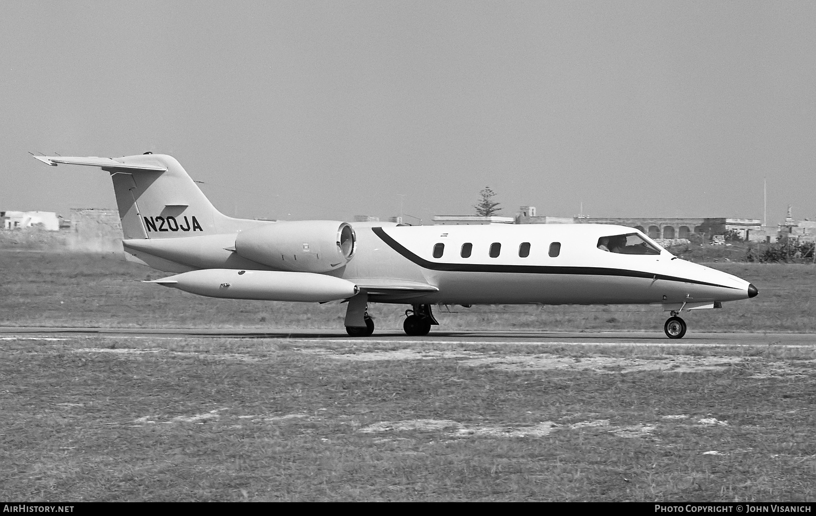Aircraft Photo of N20LJ | Gates Learjet 36 | AirHistory.net #395836