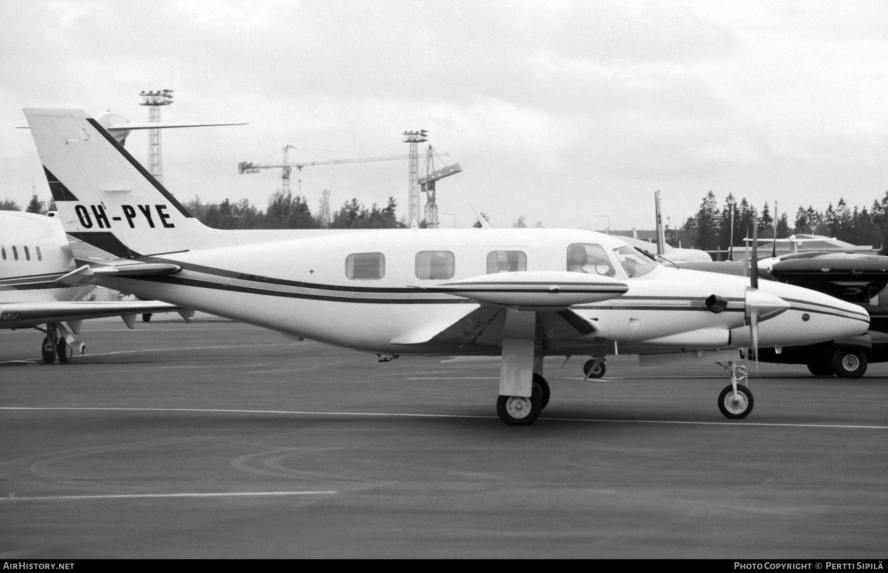 Aircraft Photo of OH-PYE | Piper PA-31T Cheyenne II | AirHistory.net #395865