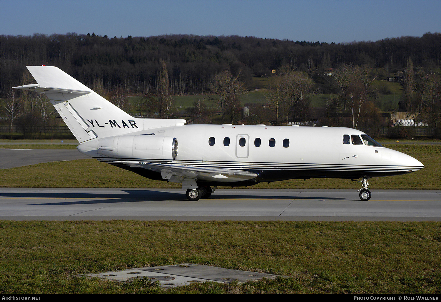 Aircraft Photo of YL-MAR | Raytheon Hawker 800XP | AirHistory.net #395871