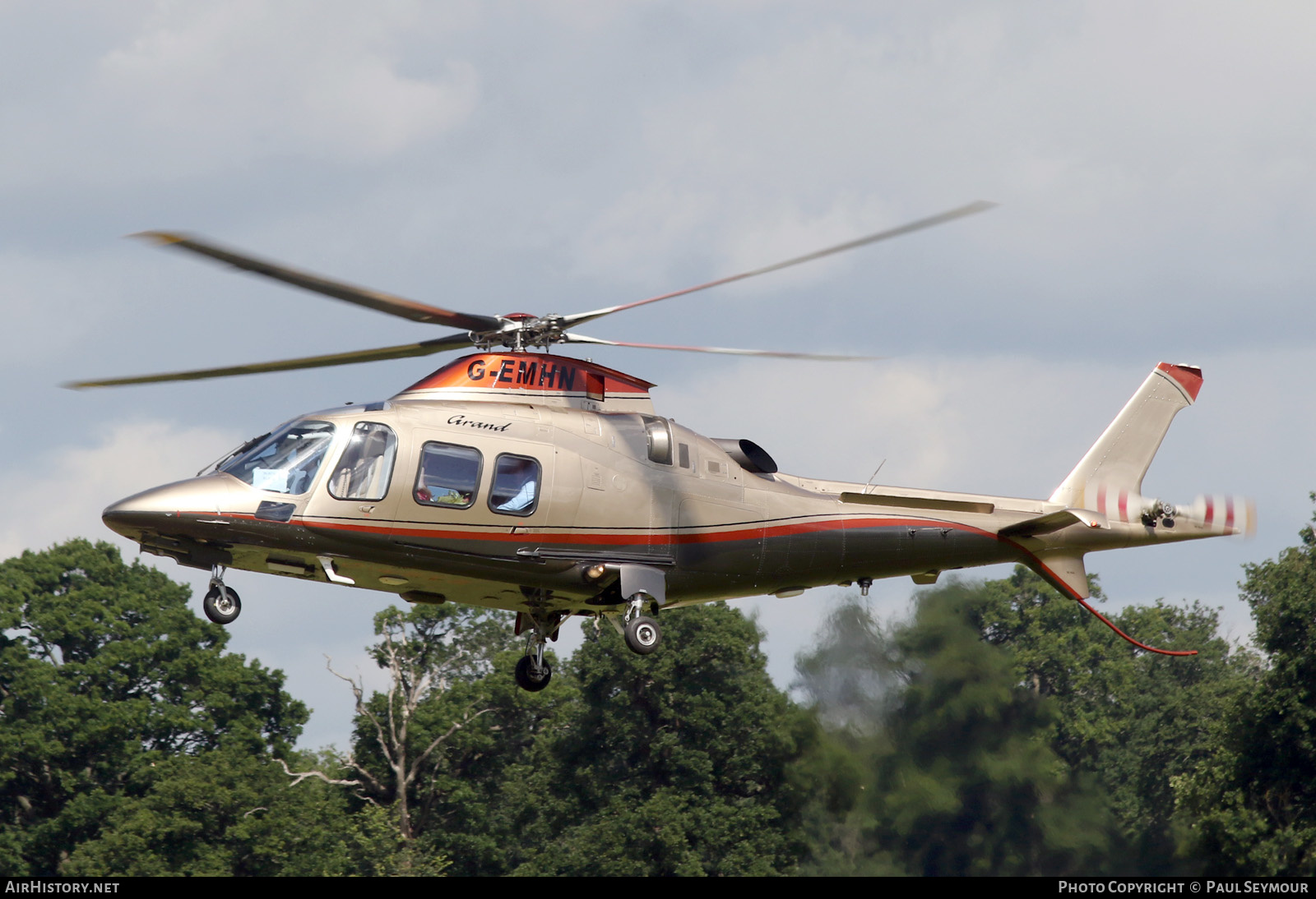 Aircraft Photo of G-EMHN | Agusta A-109S Grand | AirHistory.net #395875