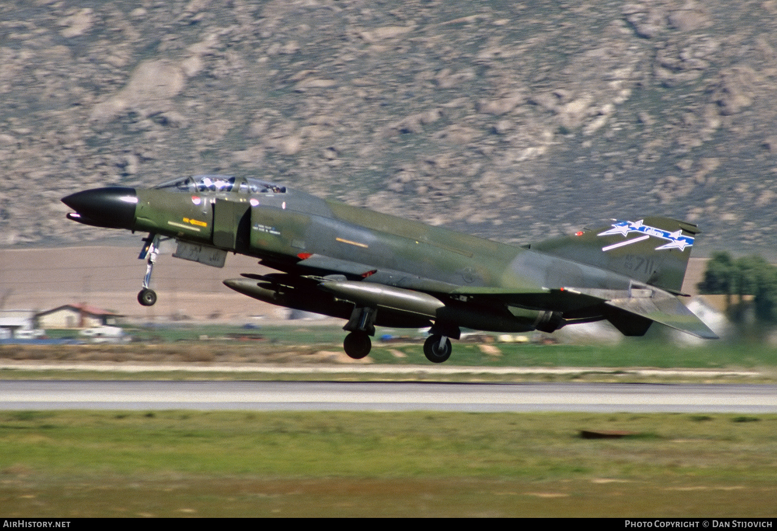 Aircraft Photo of 63-7711 / AF63-711 | McDonnell F-4C Phantom II | USA - Air Force | AirHistory.net #396017