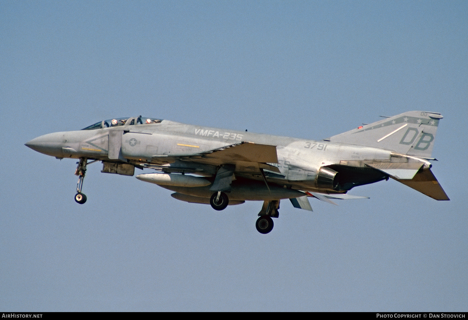 Aircraft Photo of 153791 / 3791 | McDonnell Douglas F-4S Phantom II | USA - Marines | AirHistory.net #396043