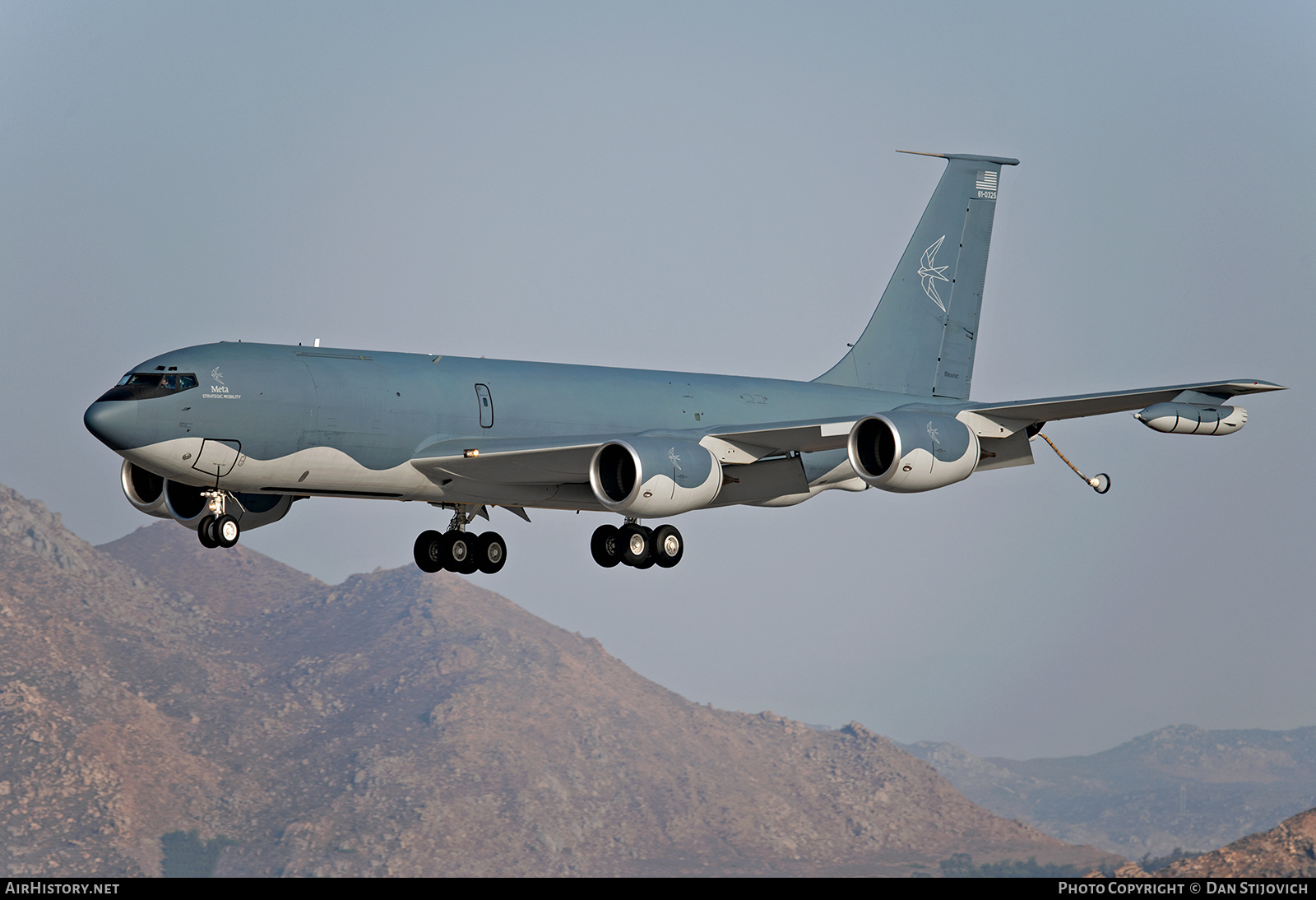 Aircraft Photo of N571MA / 61-0325 | Boeing KC-135R Stratotanker | Meta Strategic Mobility | AirHistory.net #396064