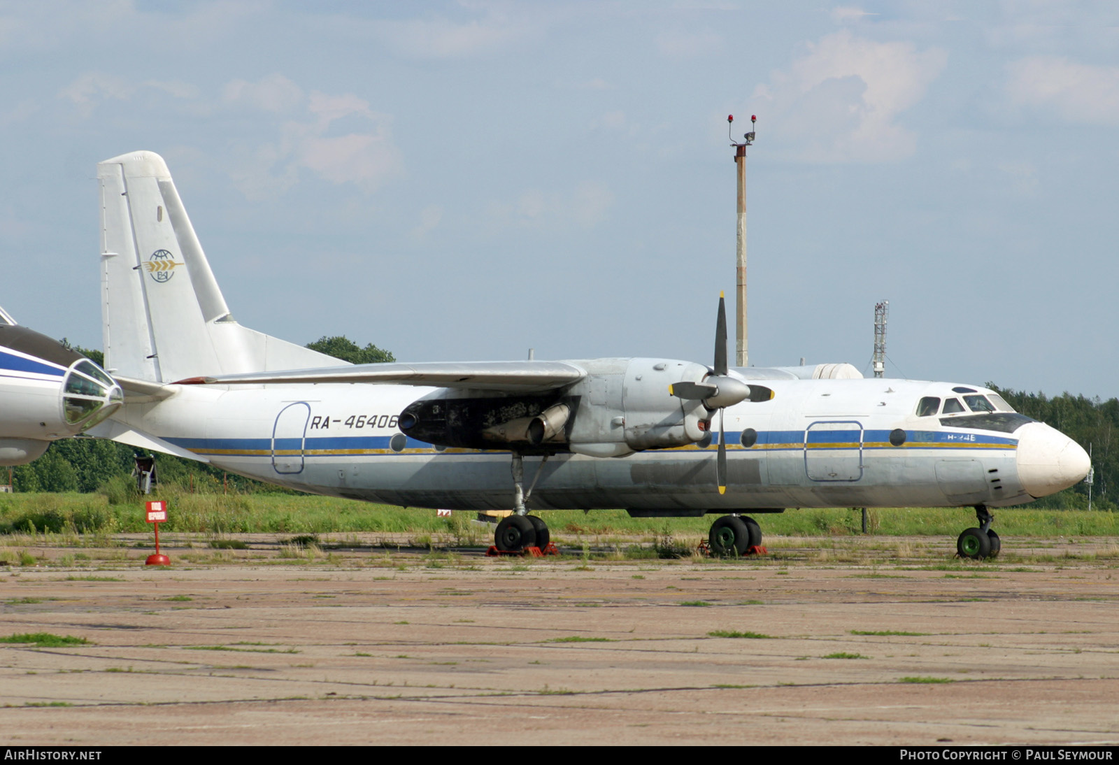 Aircraft Photo of RA-46406 | Antonov An-24B | AirHistory.net #396124
