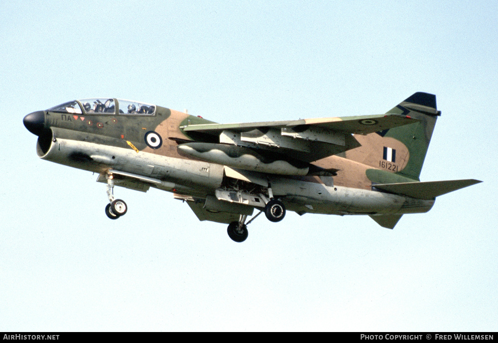 Aircraft Photo of 161221 | Vought TA-7H Corsair II | Greece - Air Force | AirHistory.net #396184