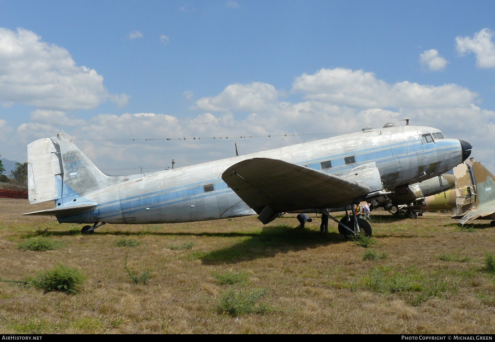 Aircraft Photo of FAH305 | Douglas C-47A Skytrain | Honduras - Air Force | AirHistory.net #396244