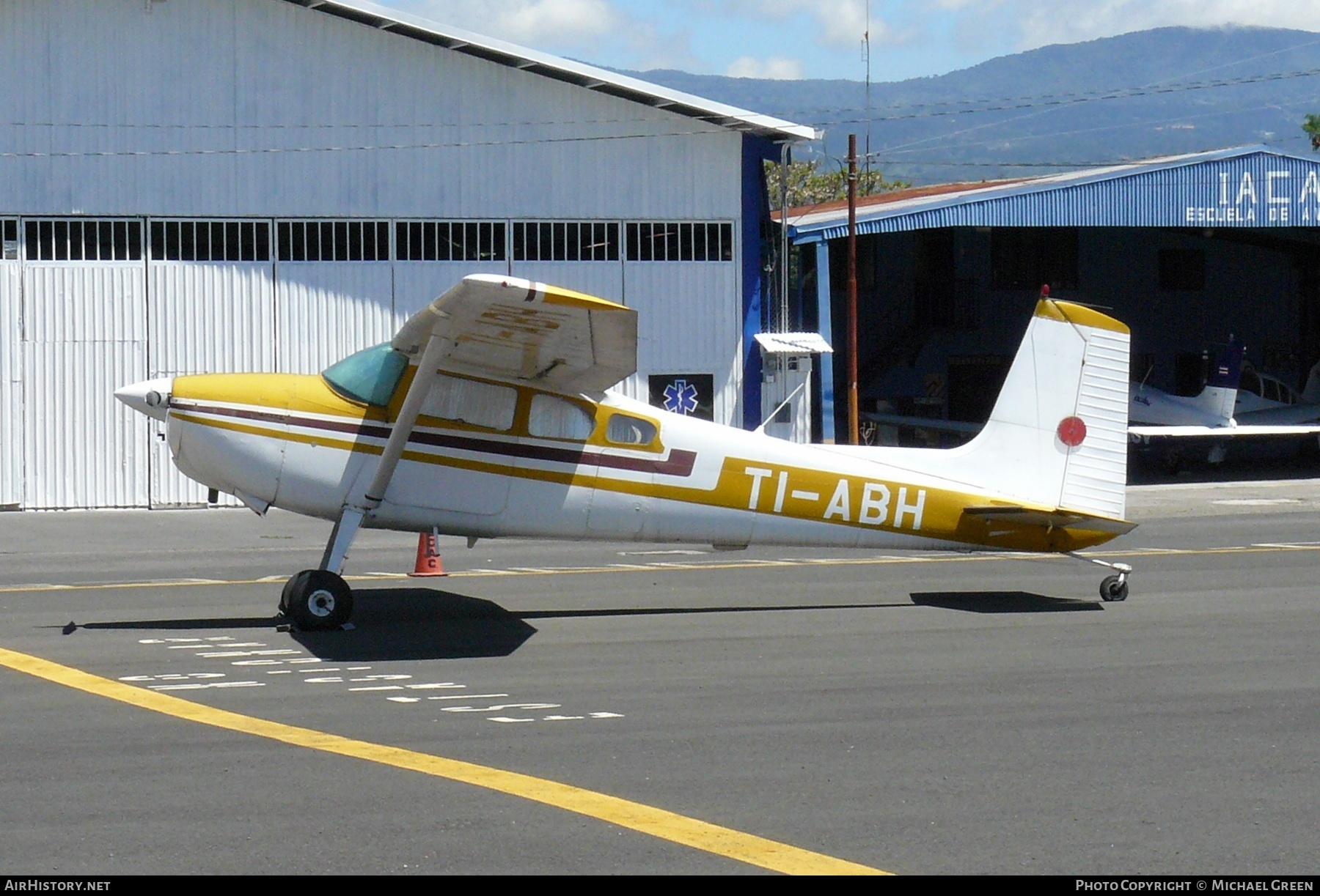 Aircraft Photo of TI-ABH | Cessna 180D | AirHistory.net #396298