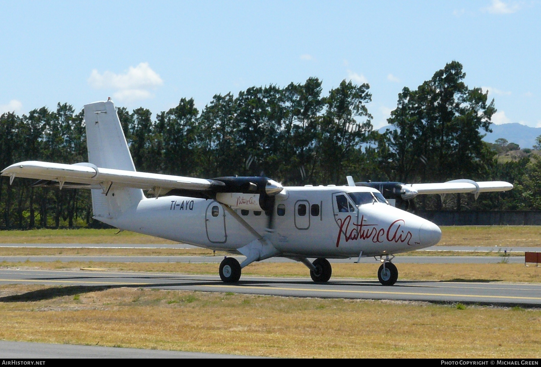 Aircraft Photo of TI-AYQ | De Havilland Canada DHC-6-300 Twin Otter | Nature Air | AirHistory.net #396302