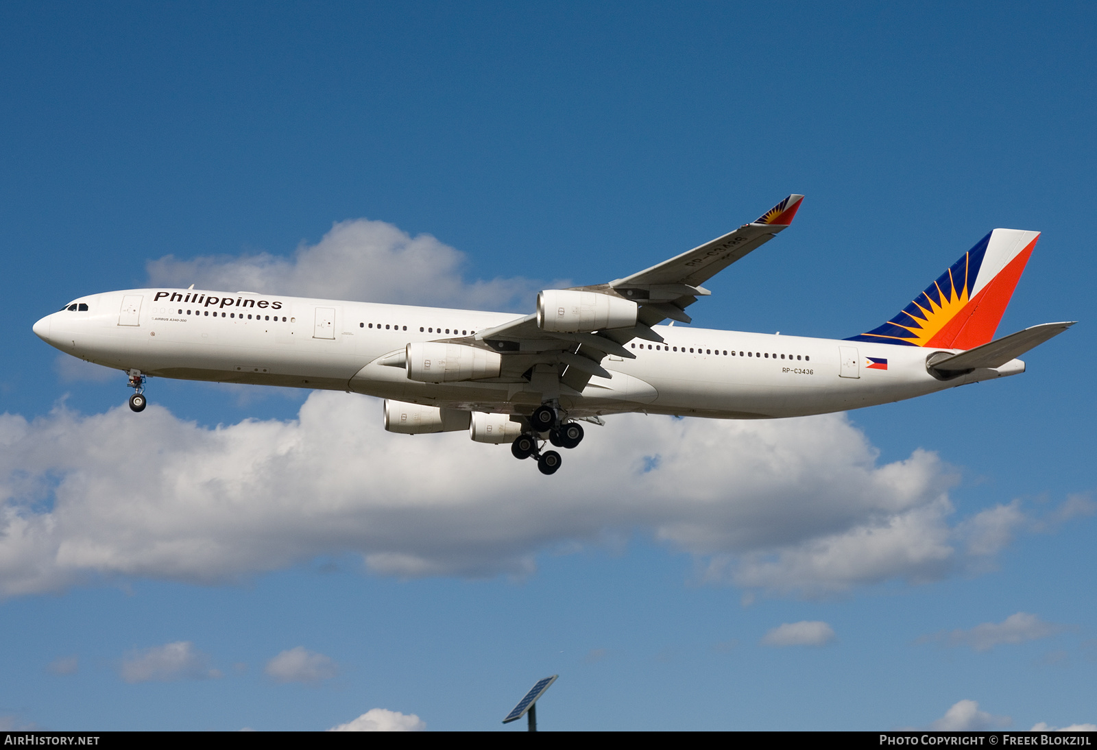 Aircraft Photo of RP-C3436 | Airbus A340-313X | Philippine Airlines | AirHistory.net #396311