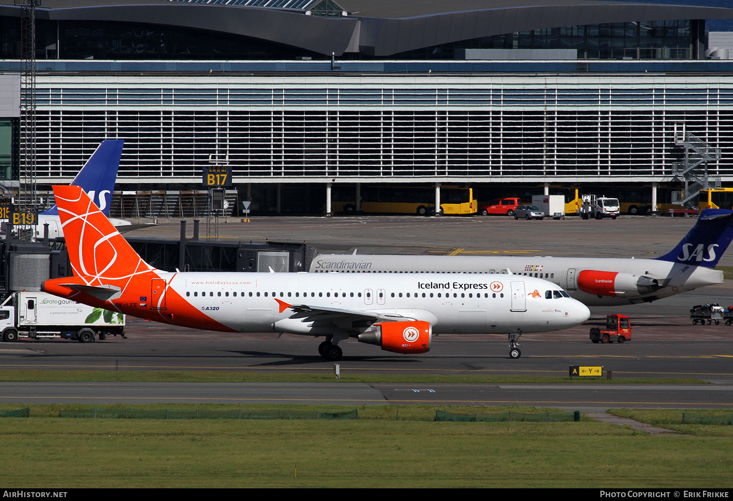 Aircraft Photo of OK-LEE | Airbus A320-214 | Iceland Express | AirHistory.net #396335